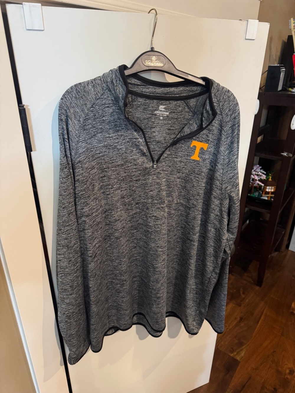 Tennessee Volunteers Heather Gray 1/4 Zip Light Pullover with Orange 'T' Logo